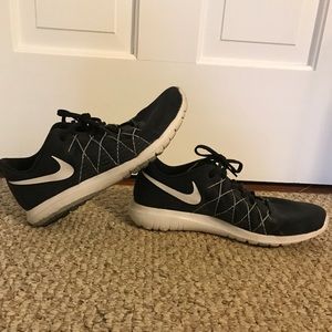 Black Nike Running Shoes